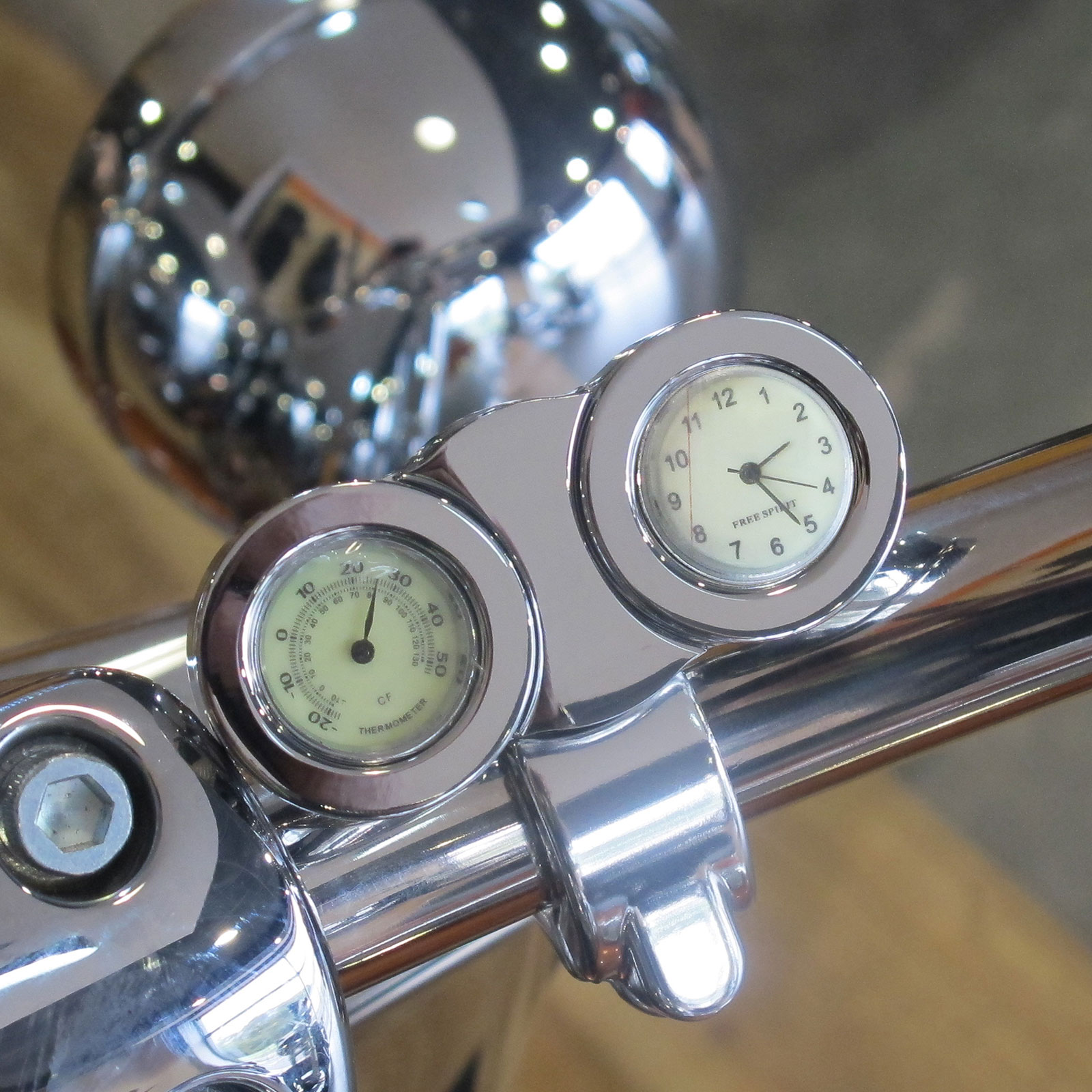 New Motorcycle Chrome Double Handlebar Analogue Clock & Temperature